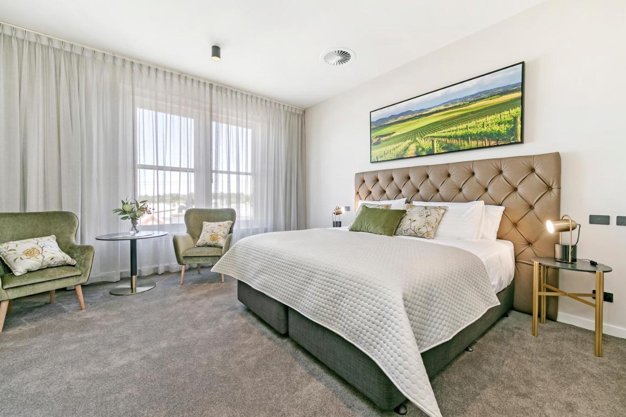The Tanunda Club Guest Suites Esterno foto